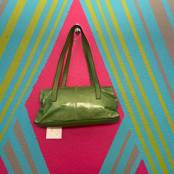 NWT - Picture 3 of 4